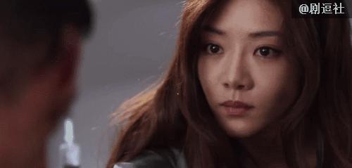 愛(ài)情公寓女演員，星辰下的演繹傳奇之路